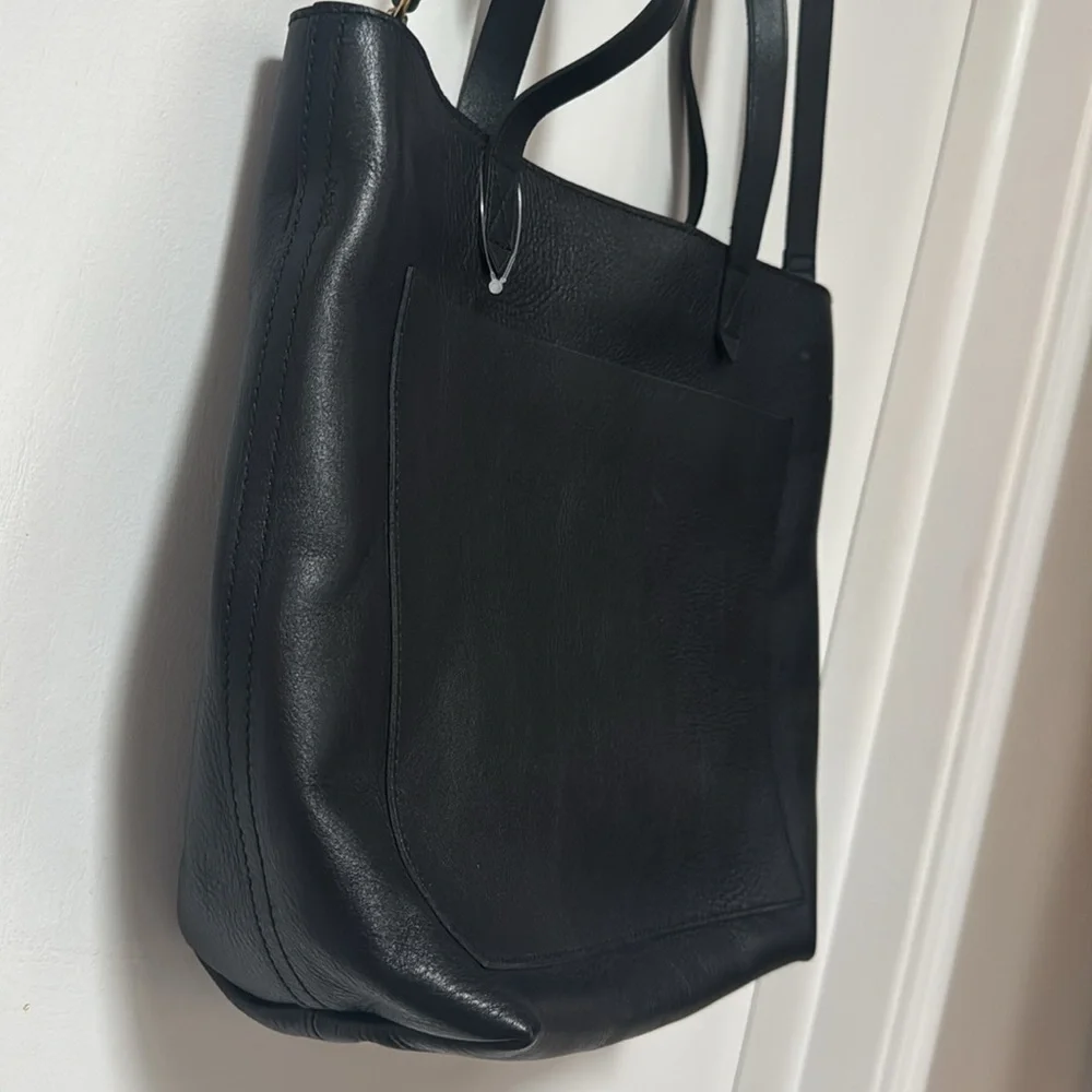 New Madewell Zip-Top Medium Transport Leather Tote Black